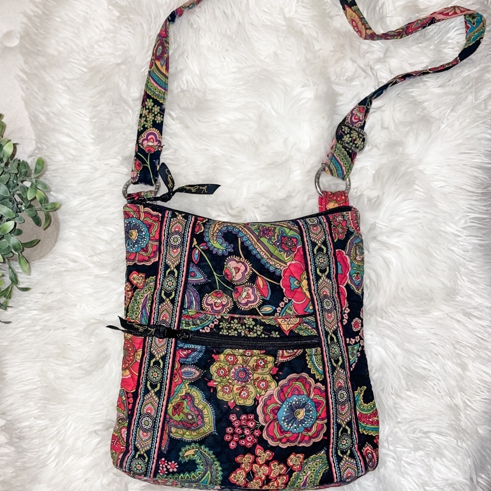 Vera Bradley crossbody medium bag